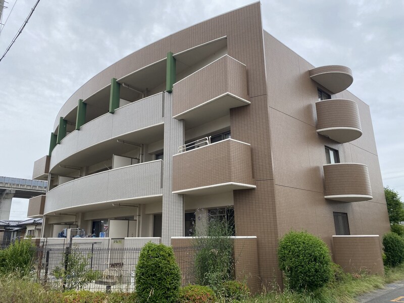 ボヌールエトワール2番館の物件外観写真