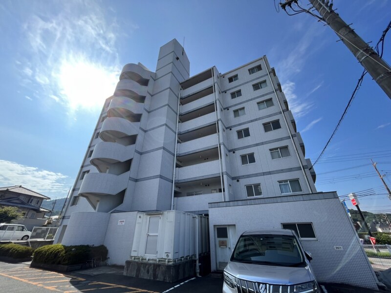 ハイツ赤坂の物件外観写真