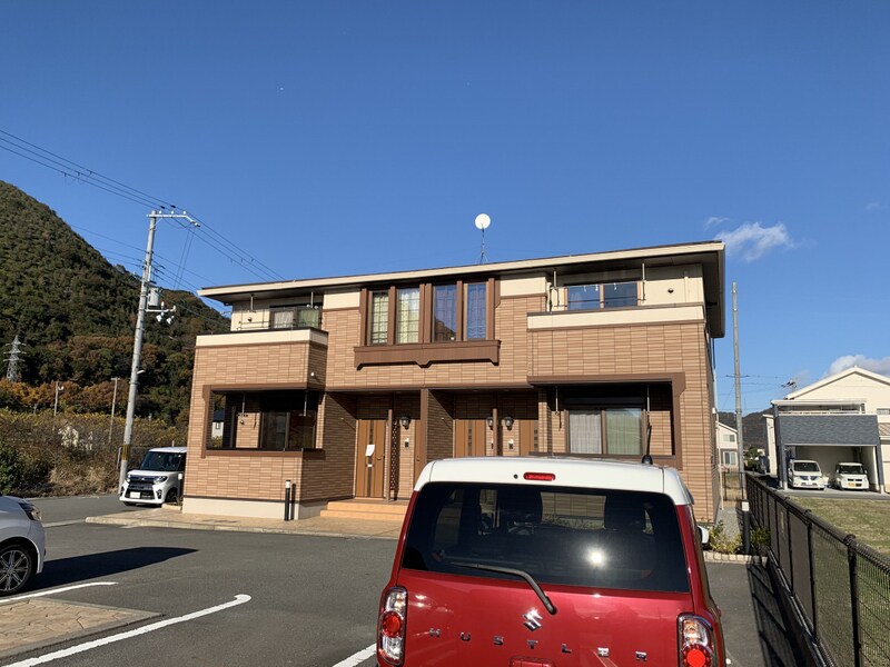 ラミヤカーサの物件外観写真