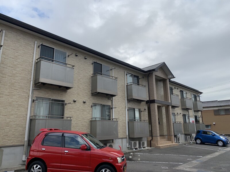 フォレストセブンの物件外観写真