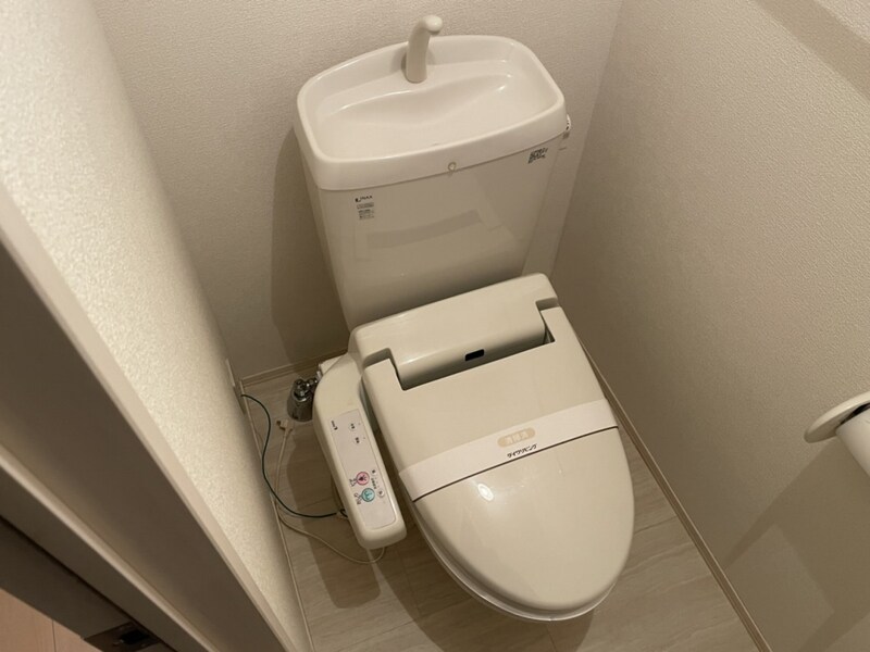 リバーハイツ東堀の物件内観写真