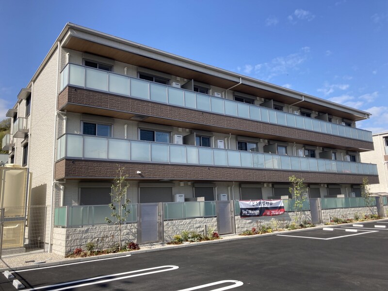 オカバ姫路青山シャーメゾン A棟の物件外観写真