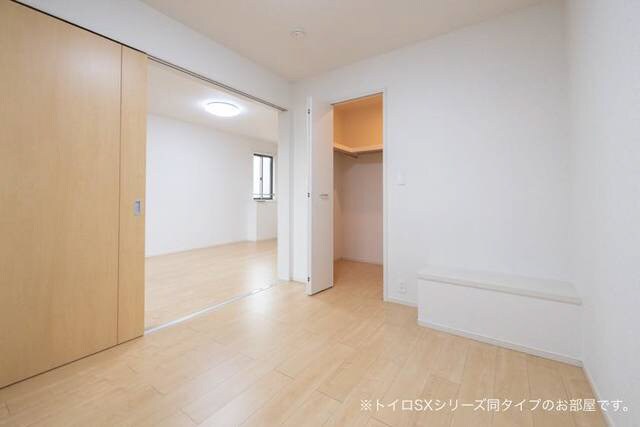 メゾン・カルムBの物件内観写真