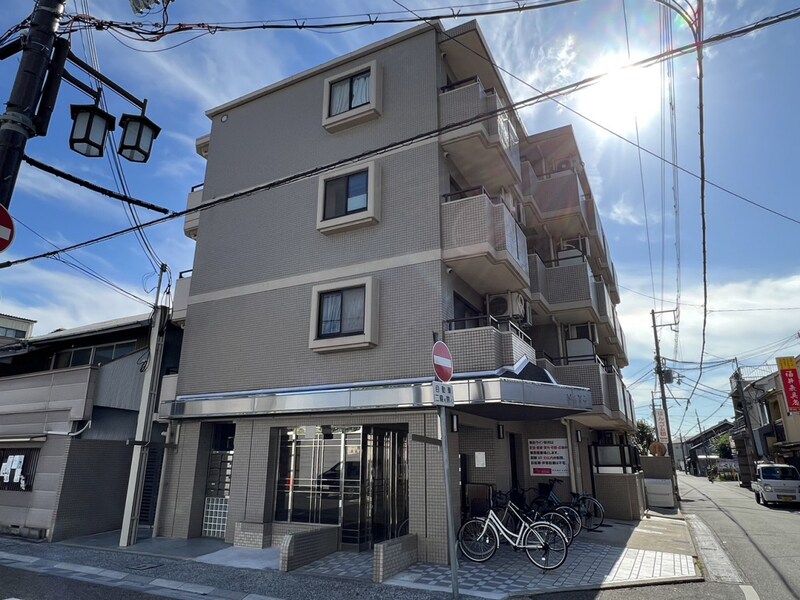 シャトー姫路の物件外観写真