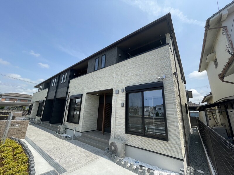 サニーレジデンスⅢの物件外観写真