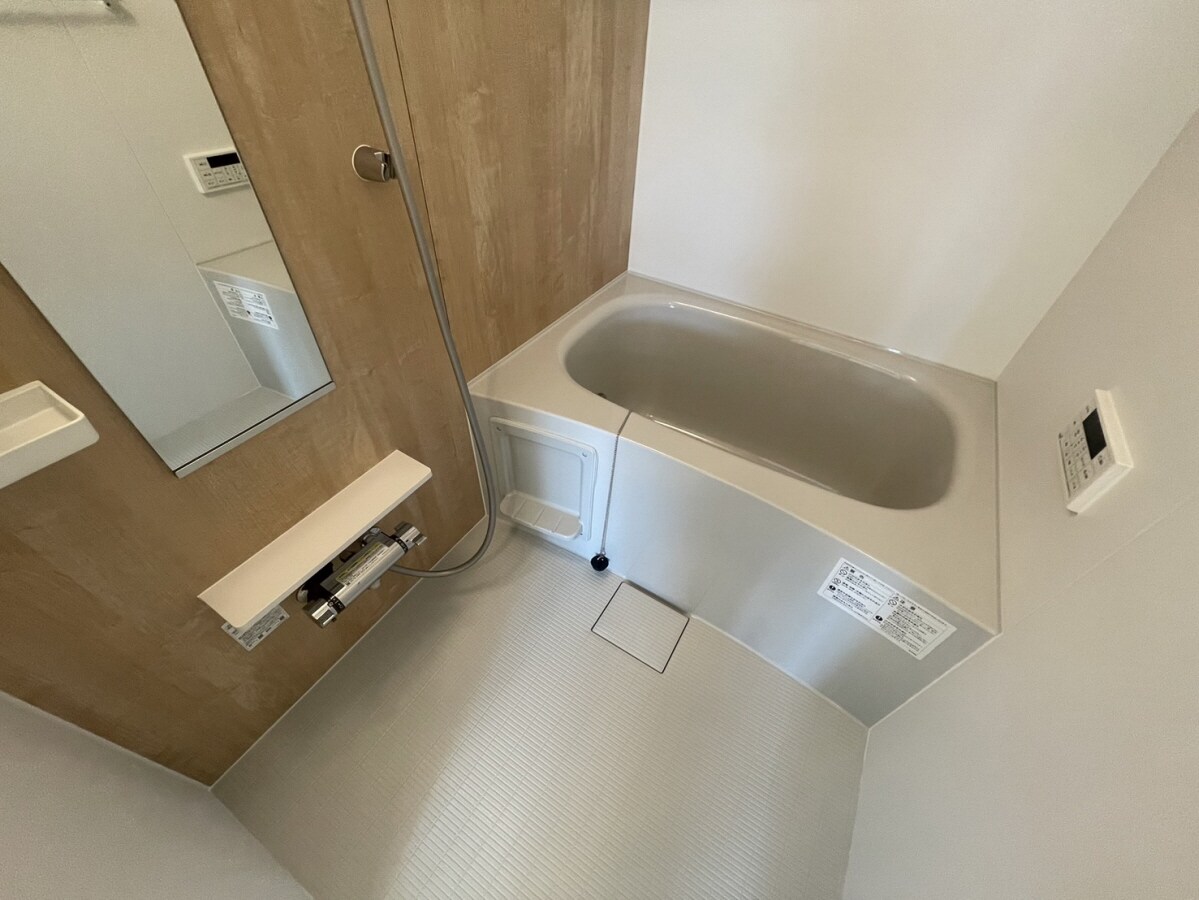 フロレゾンⅠの物件内観写真