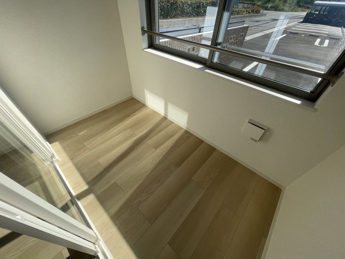 フロレゾンⅠの物件内観写真