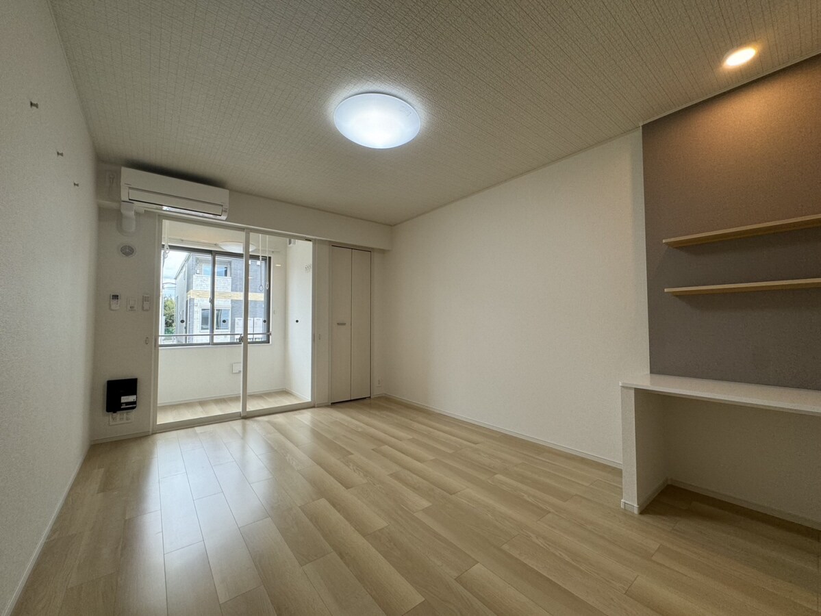 フロレゾンⅠの物件内観写真