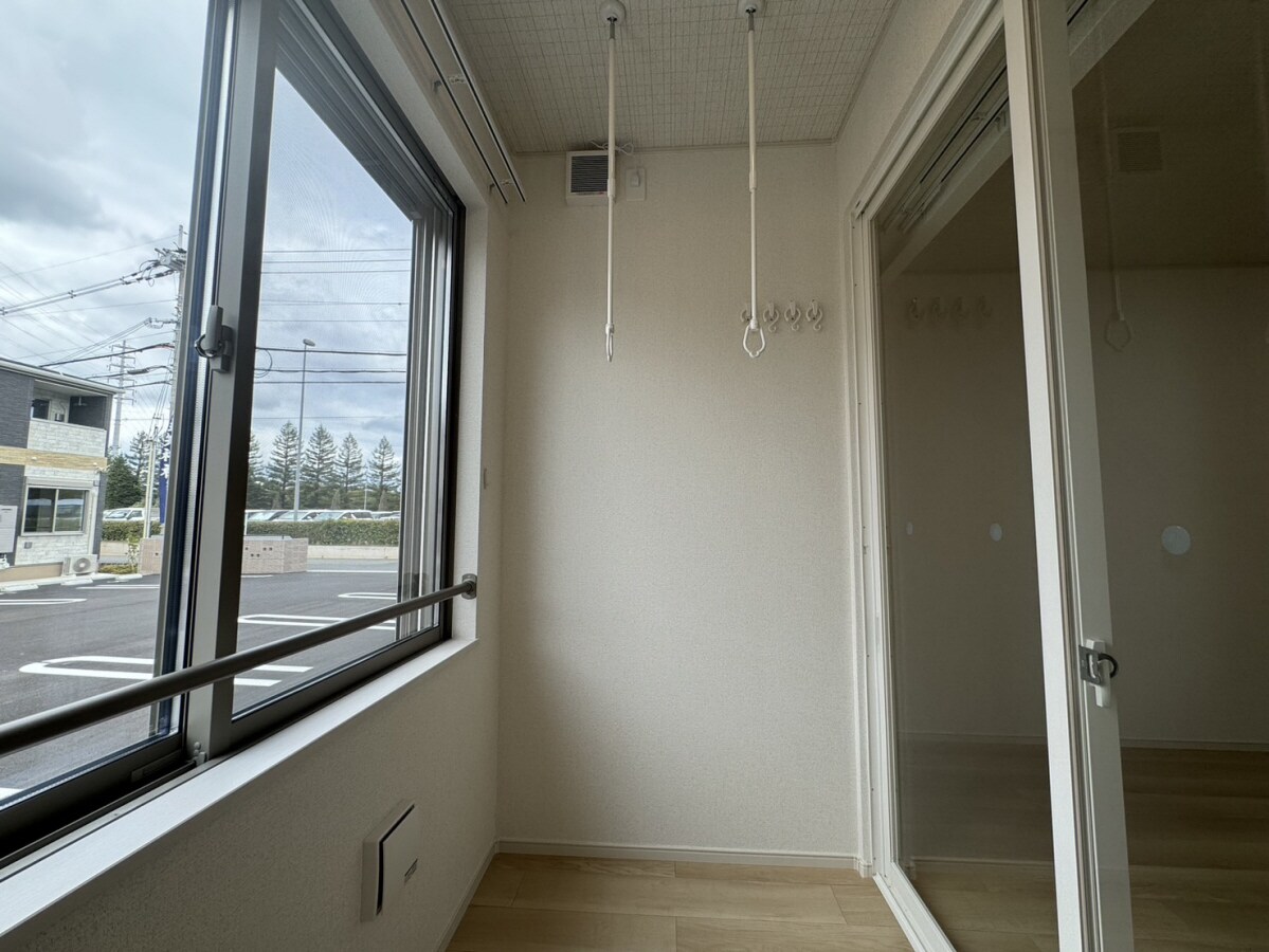 フロレゾンⅠの物件内観写真