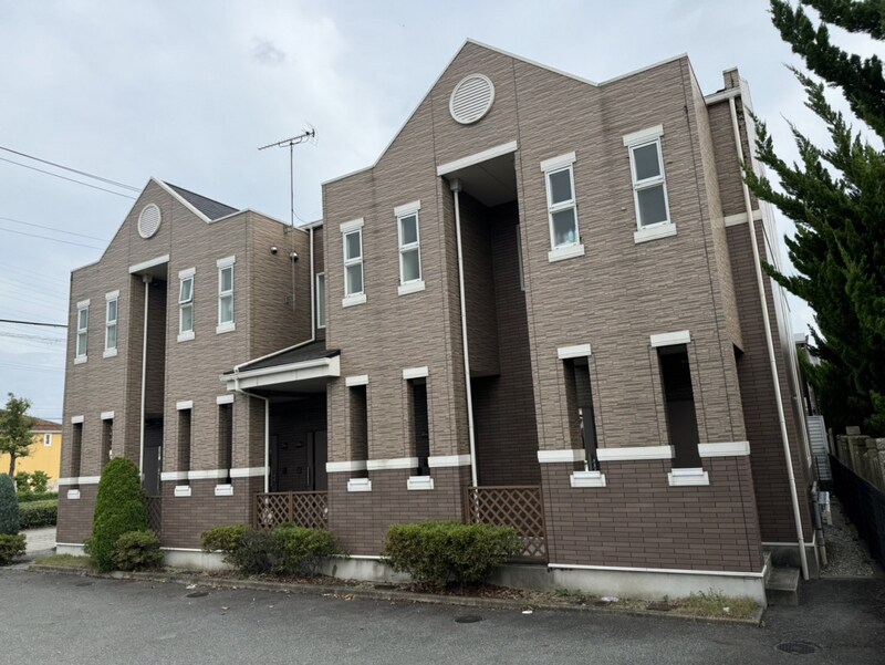 クレッシェンドKJの物件外観写真