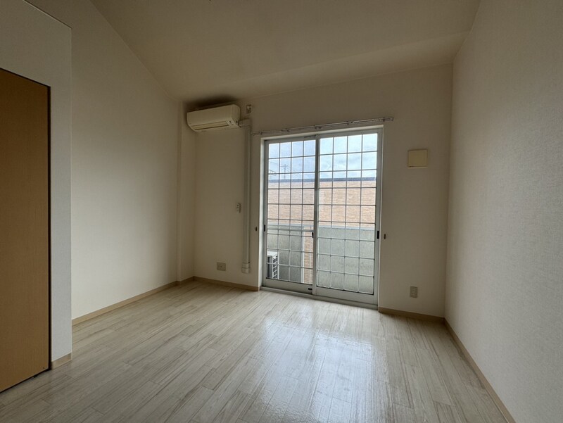 クレッシェンドKJの物件内観写真