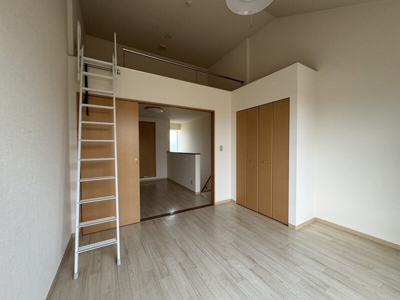 クレッシェンドKJの物件内観写真