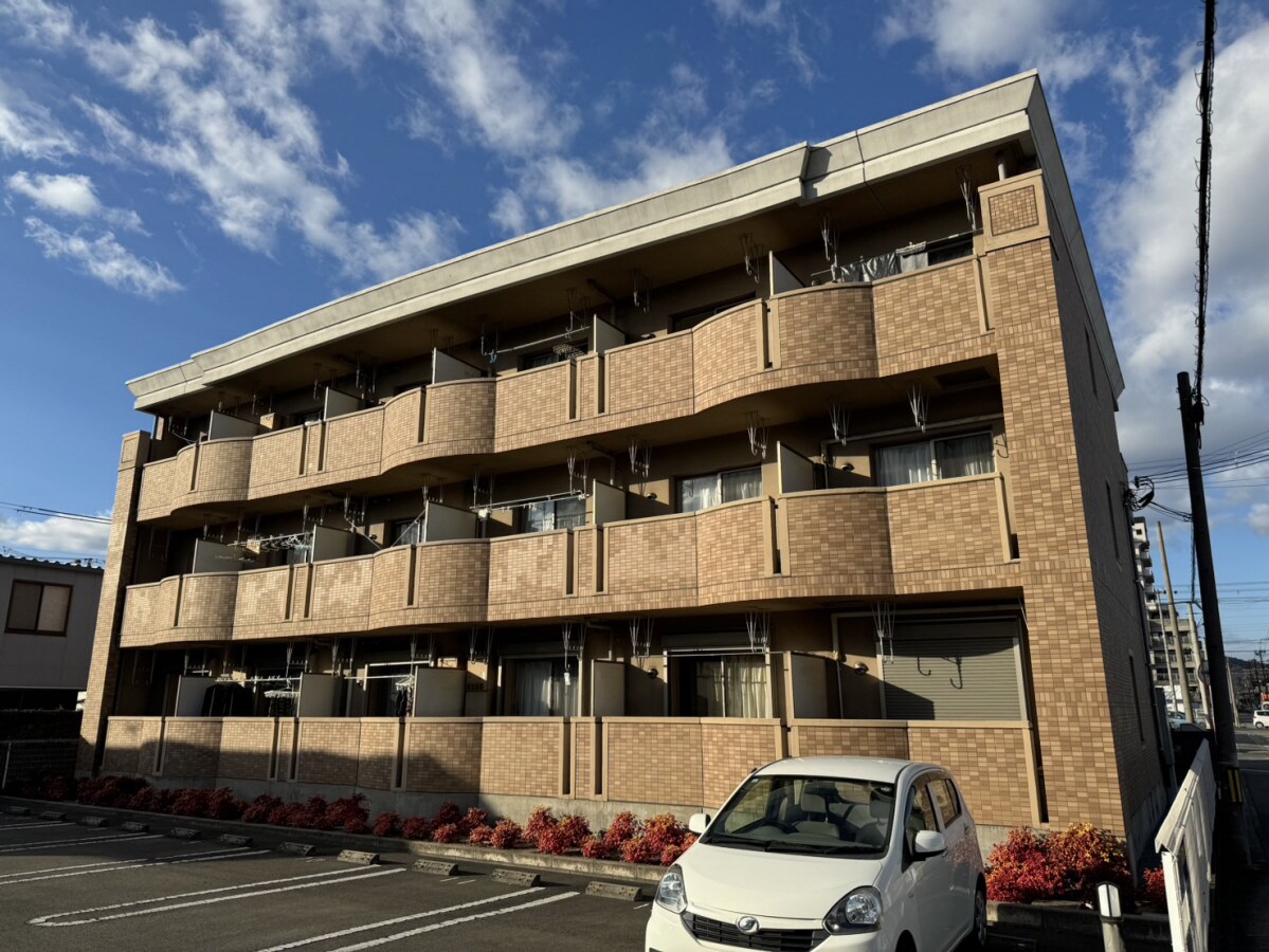 アラモアナの物件外観写真