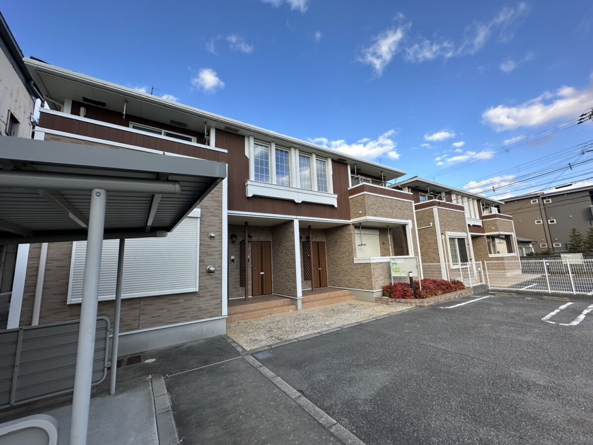 ラフレシールあぼしDの物件外観写真