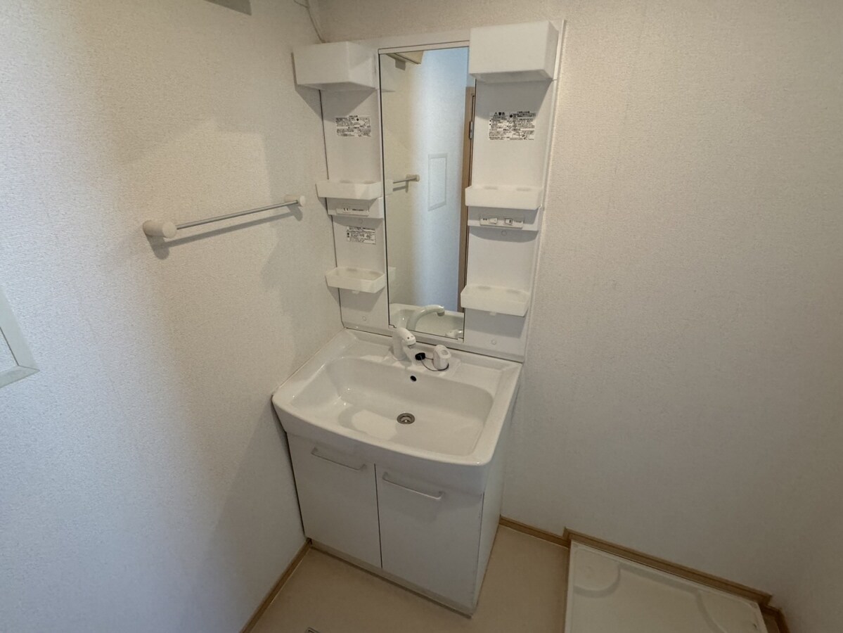 カトレーヴⅥの物件内観写真