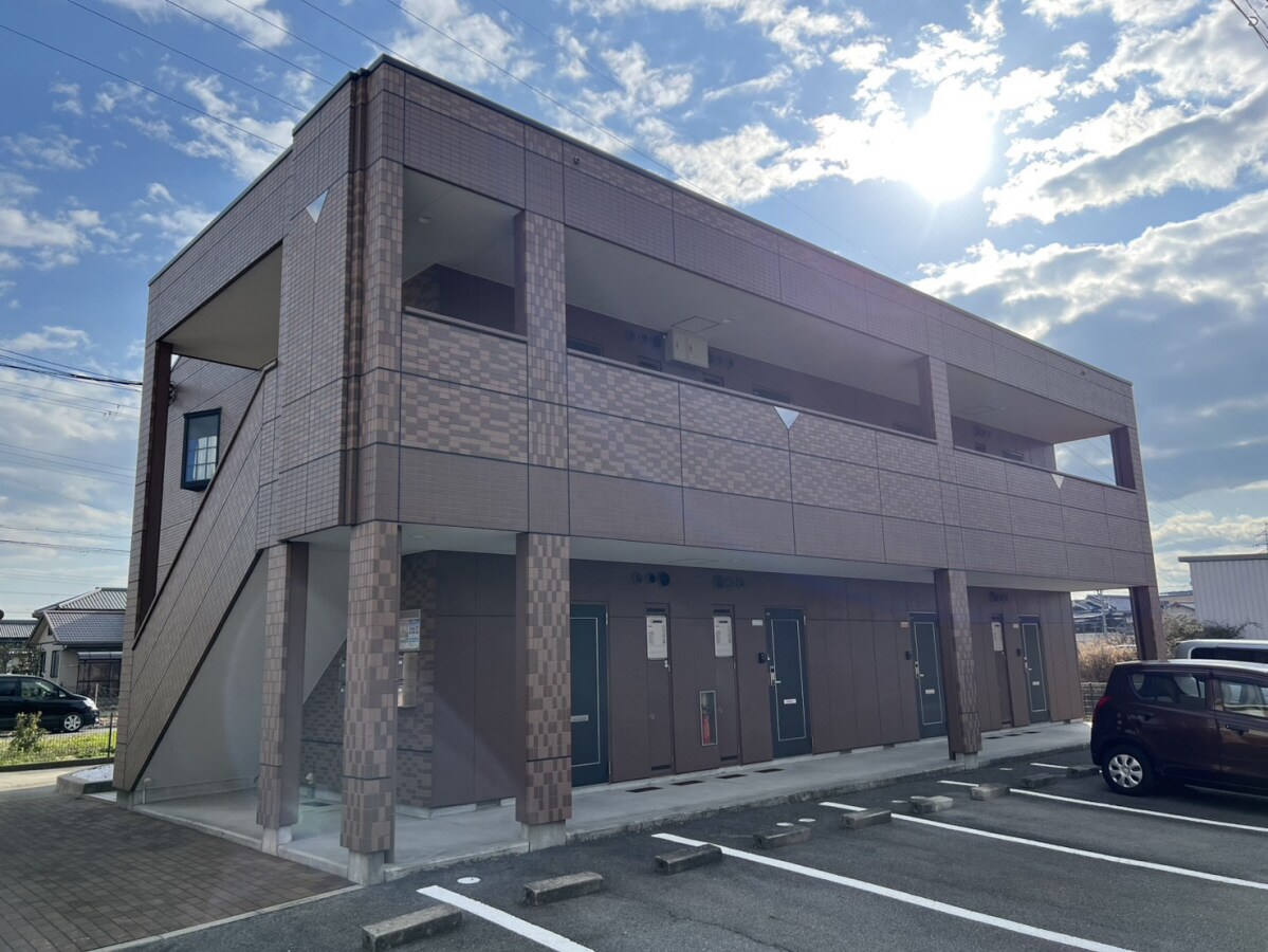 サンパレスの物件外観写真