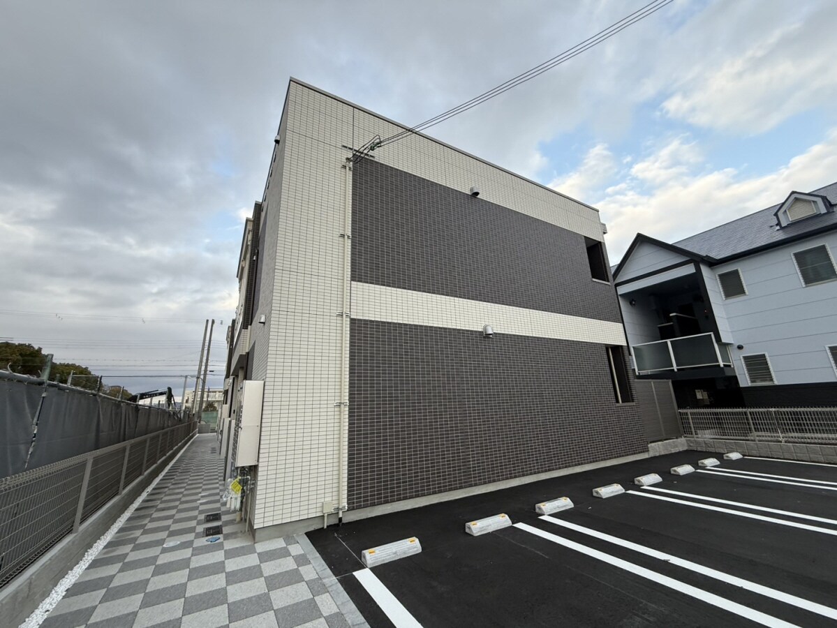 West Solaの物件外観写真