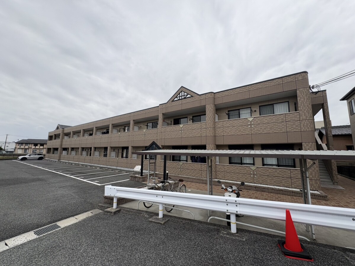 グランディールステージの物件外観写真