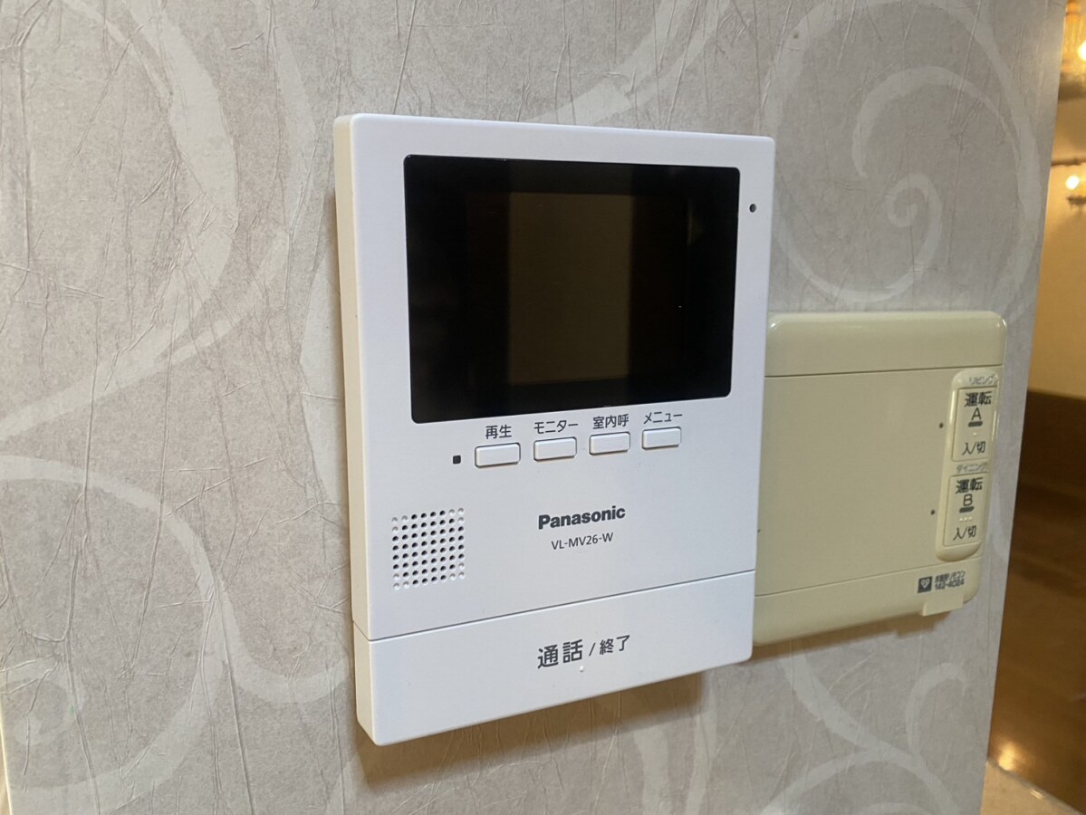 香寺町須加院貸家の物件内観写真