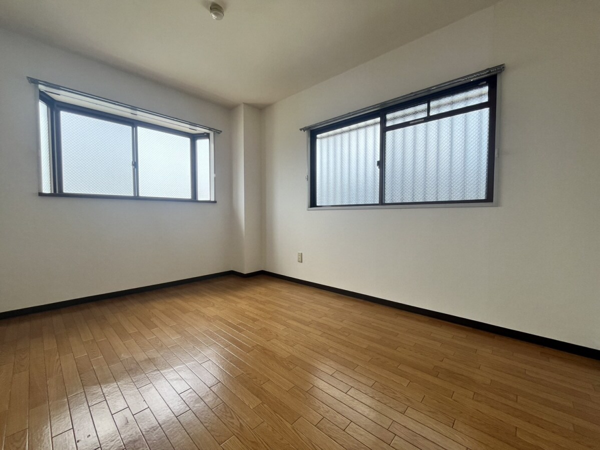 レジデンスK1の物件内観写真