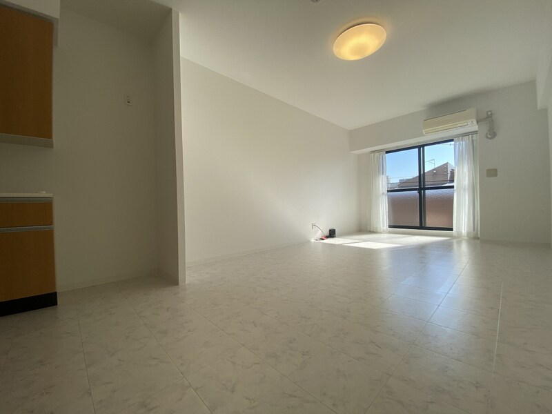 キャッスルコート西新町の物件内観写真