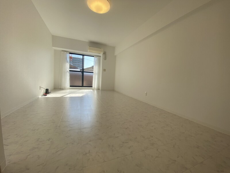 キャッスルコート西新町の物件内観写真