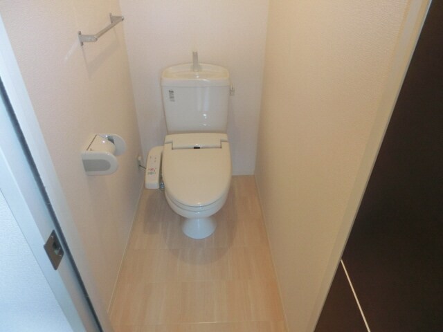 ティーダ御立 A棟の物件内観写真