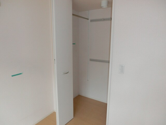 ティーダ御立 A棟の物件内観写真