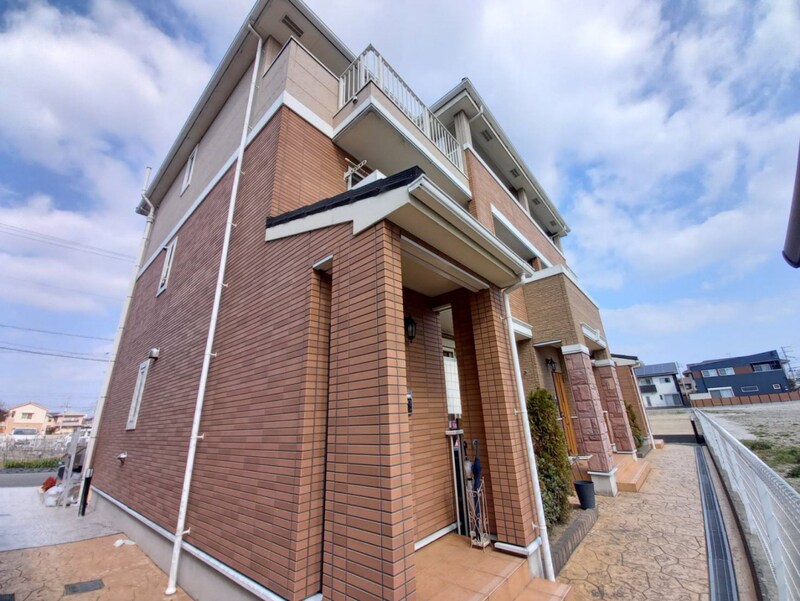 セレーノAの物件外観写真