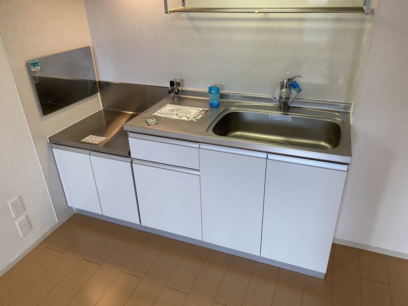 ホワイトローズの物件内観写真