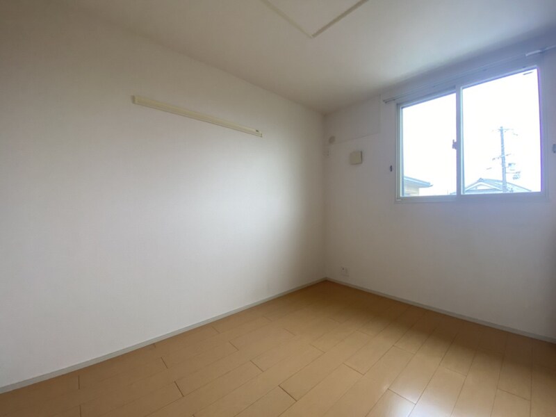 ホワイトローズの物件内観写真