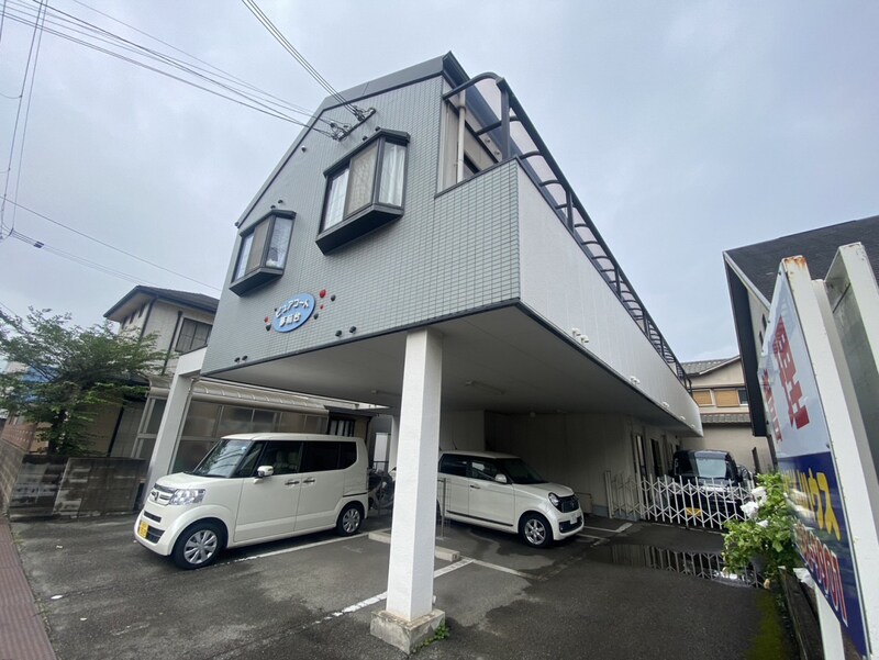 ピュアコート西夢前台の物件外観写真