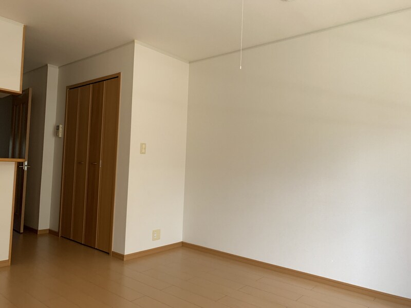 ワイズ コンブリオの物件内観写真