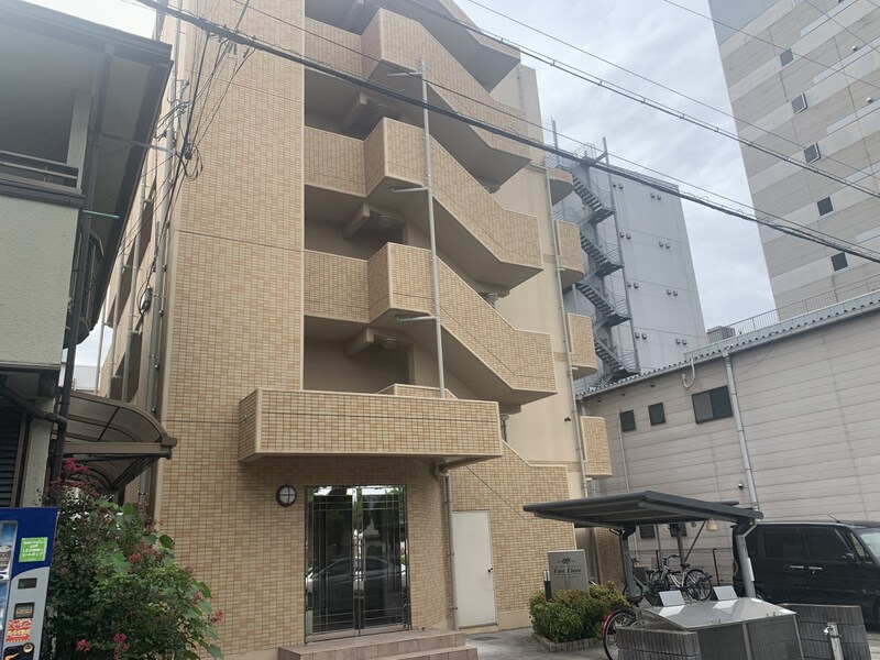 イースト・フィオーレの物件外観写真