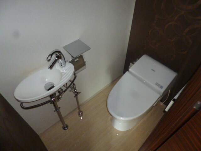 STELLA久保町の物件内観写真