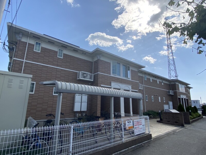 ライラック グレースの物件外観写真