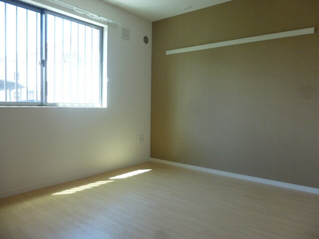 アイリスガーデンの物件内観写真