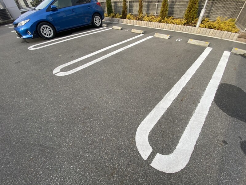 フィールド ミドル・ライペンⅡの物件外観写真