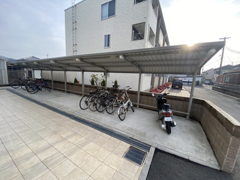 フィールド ミドル・ライペンⅡの物件内観写真