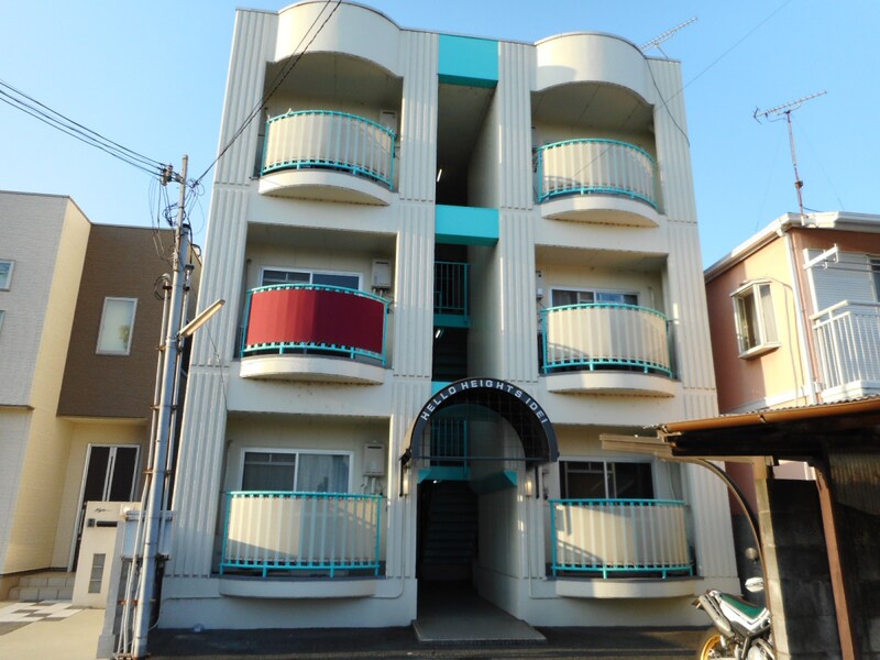 ハローハイツの物件外観写真