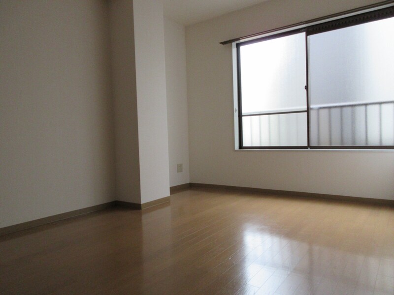 サンブランチコートふるさかの物件内観写真