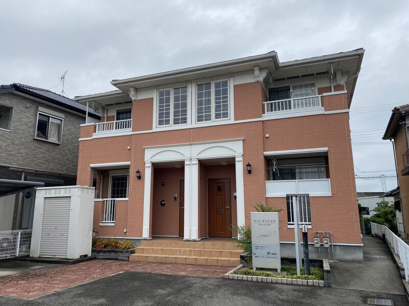 リバーサイドビラの物件外観写真