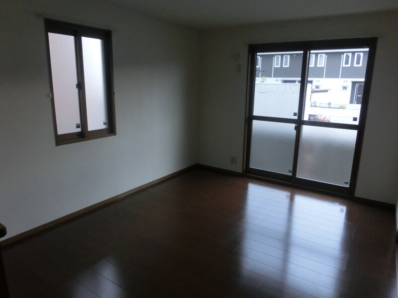 ハッピーロード佐土の物件内観写真