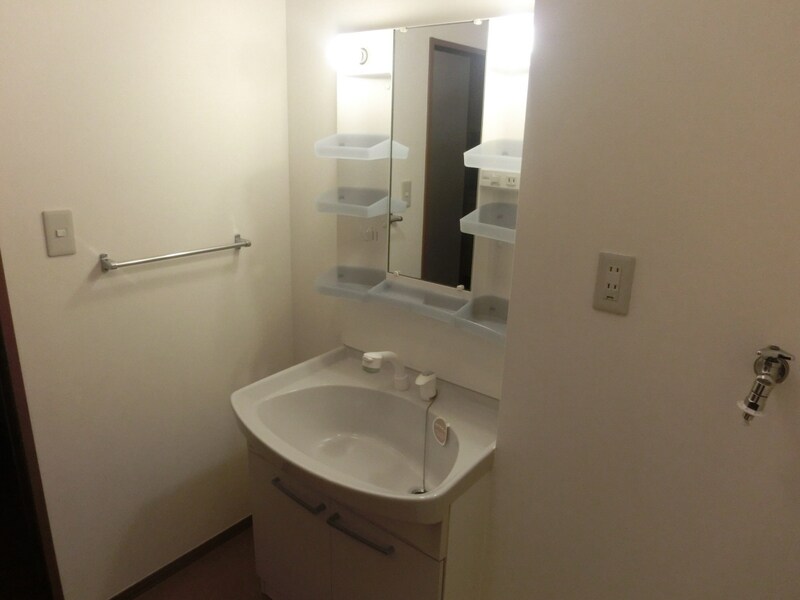 ハッピーロード佐土の物件内観写真