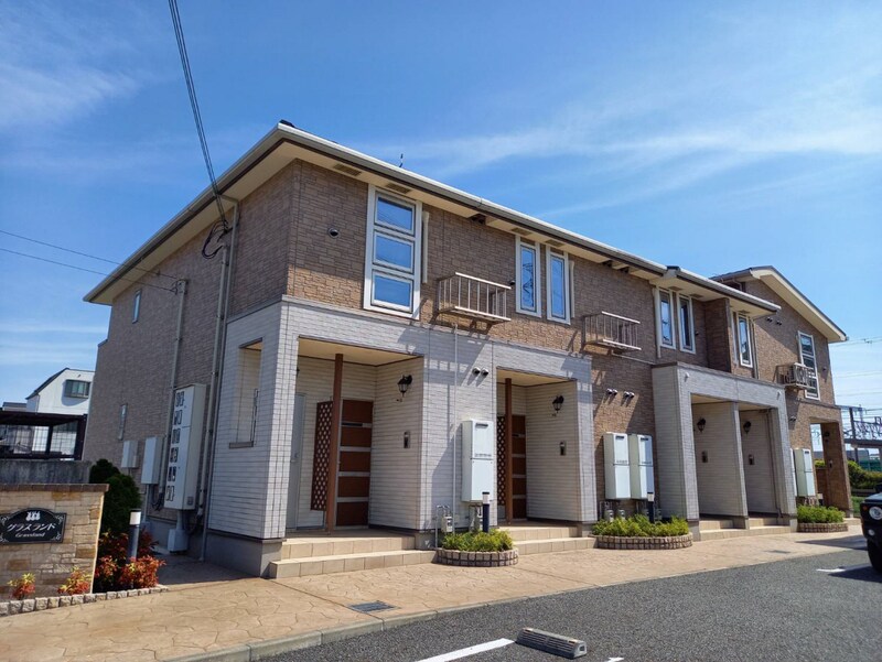 グラスランドの物件外観写真