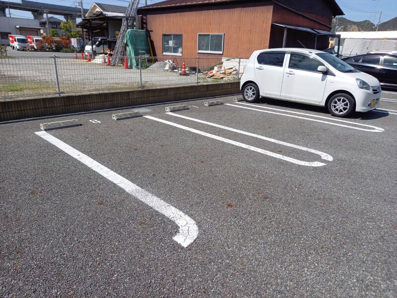 グラスランドの物件外観写真