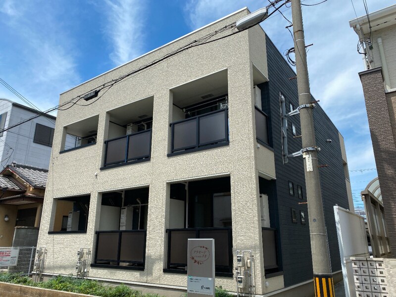 アラモードFⅡの物件外観写真