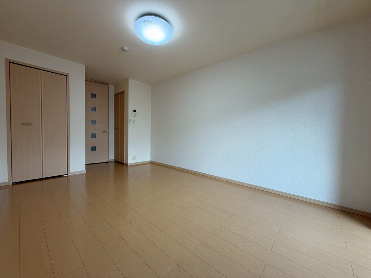 エレガンスリングの物件内観写真