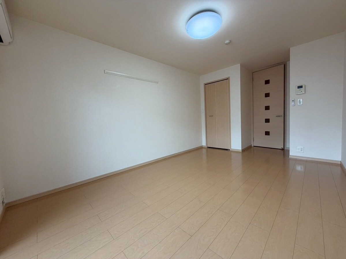 エレガンスリングの物件内観写真