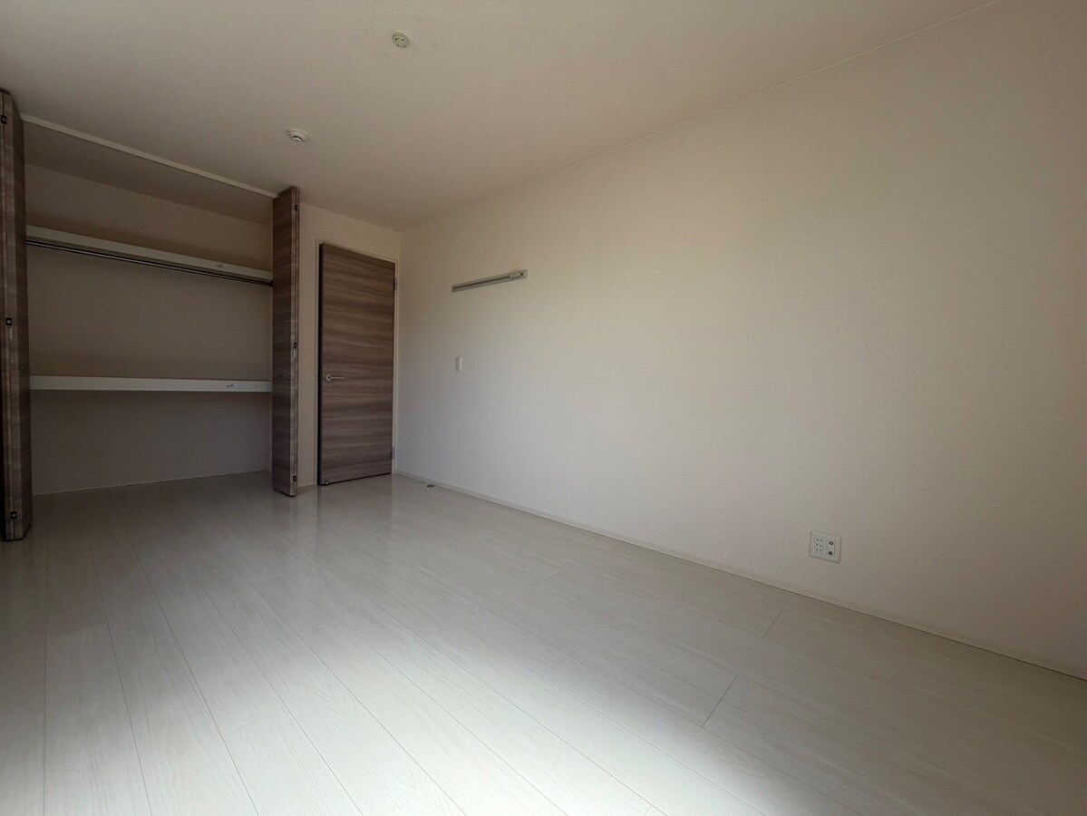 フォーリーフ・ヴィラの物件内観写真